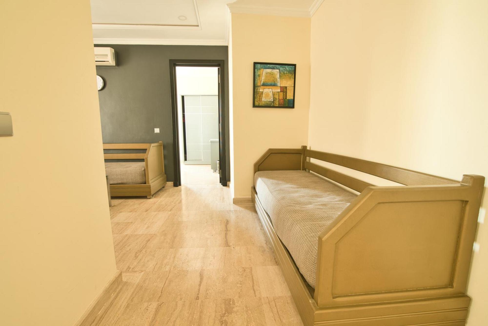 Founty Aparthotel