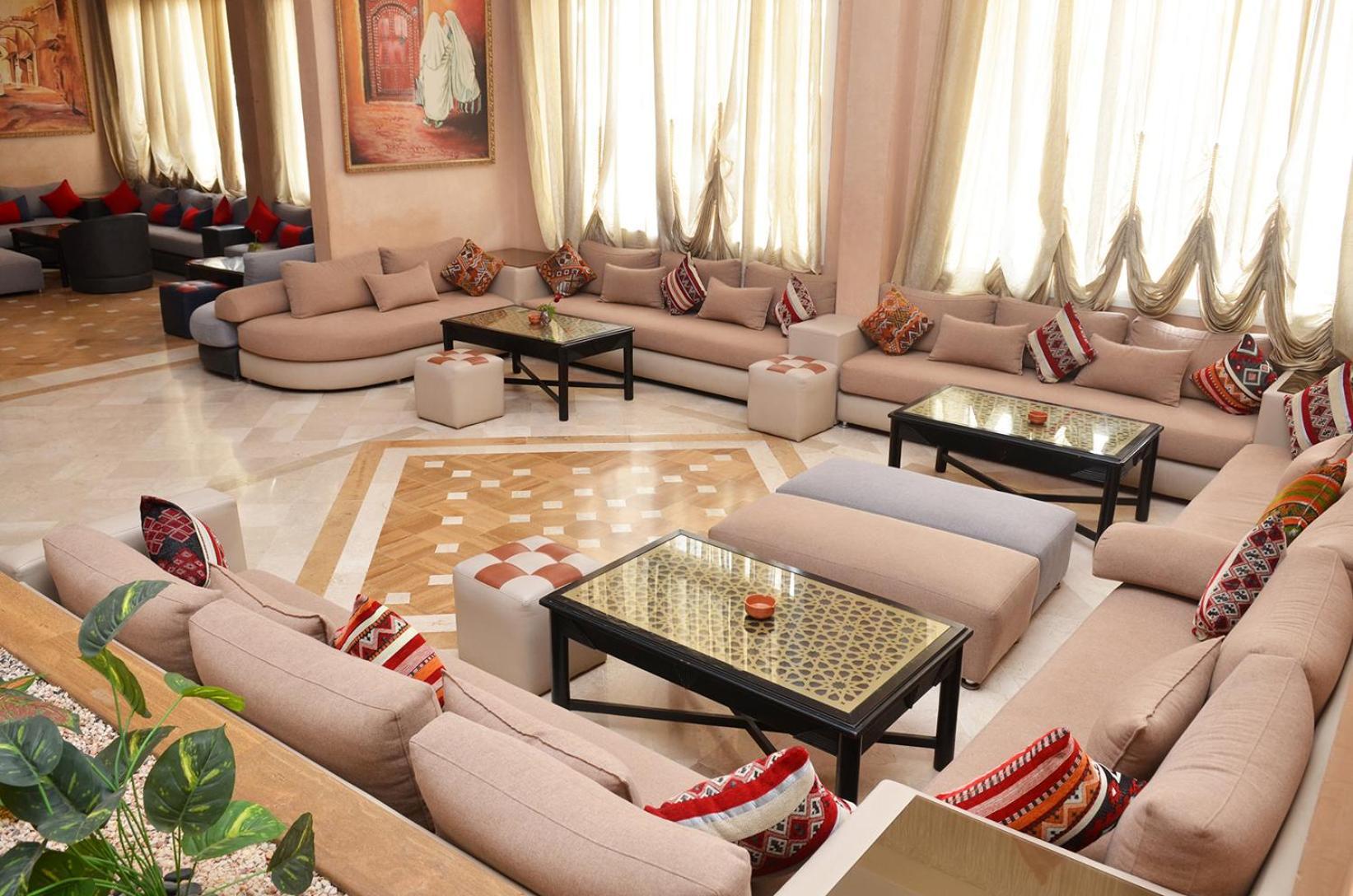 Appart'hotel Intouriste 4*