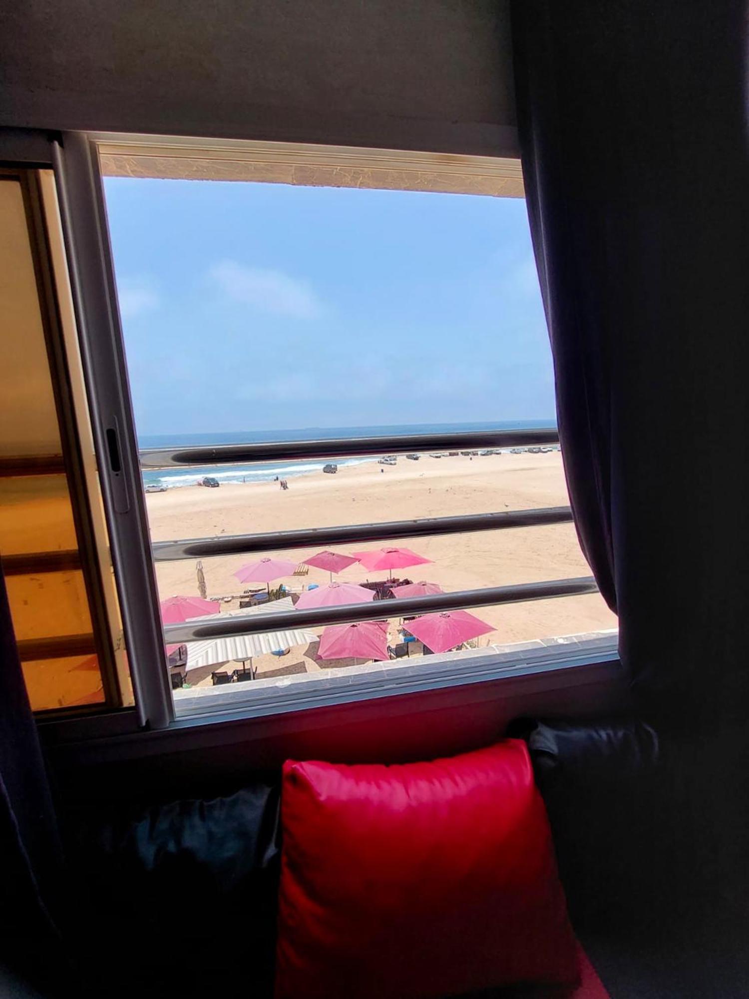 Apartment One Bedroom At 100 M Away From The With Sea View And Enclosed Garden