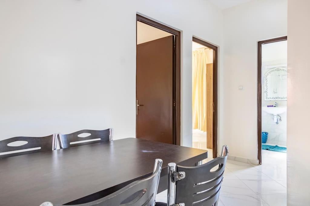 Appartement Chaleureux Et Calme, Parking, Jardin