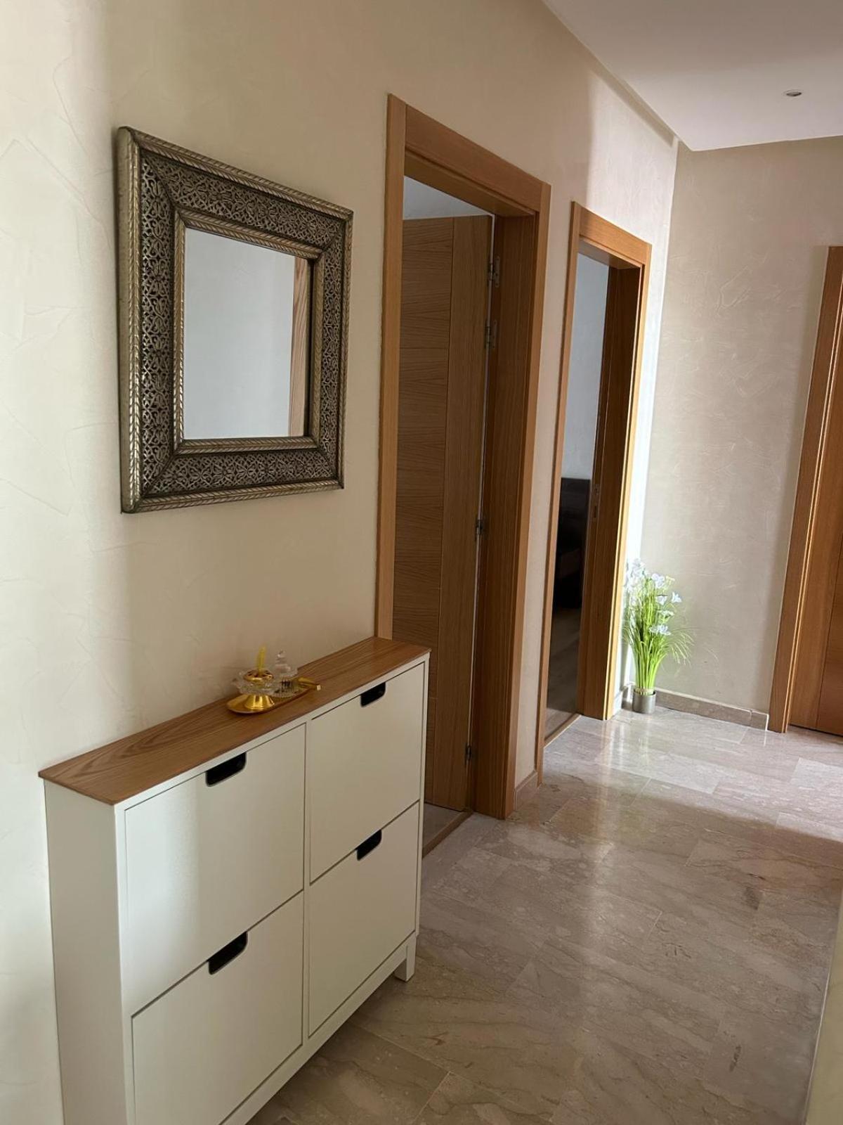 Bay - Luxurious Close To Corniche And A Lot Of Restaurants And Stores *