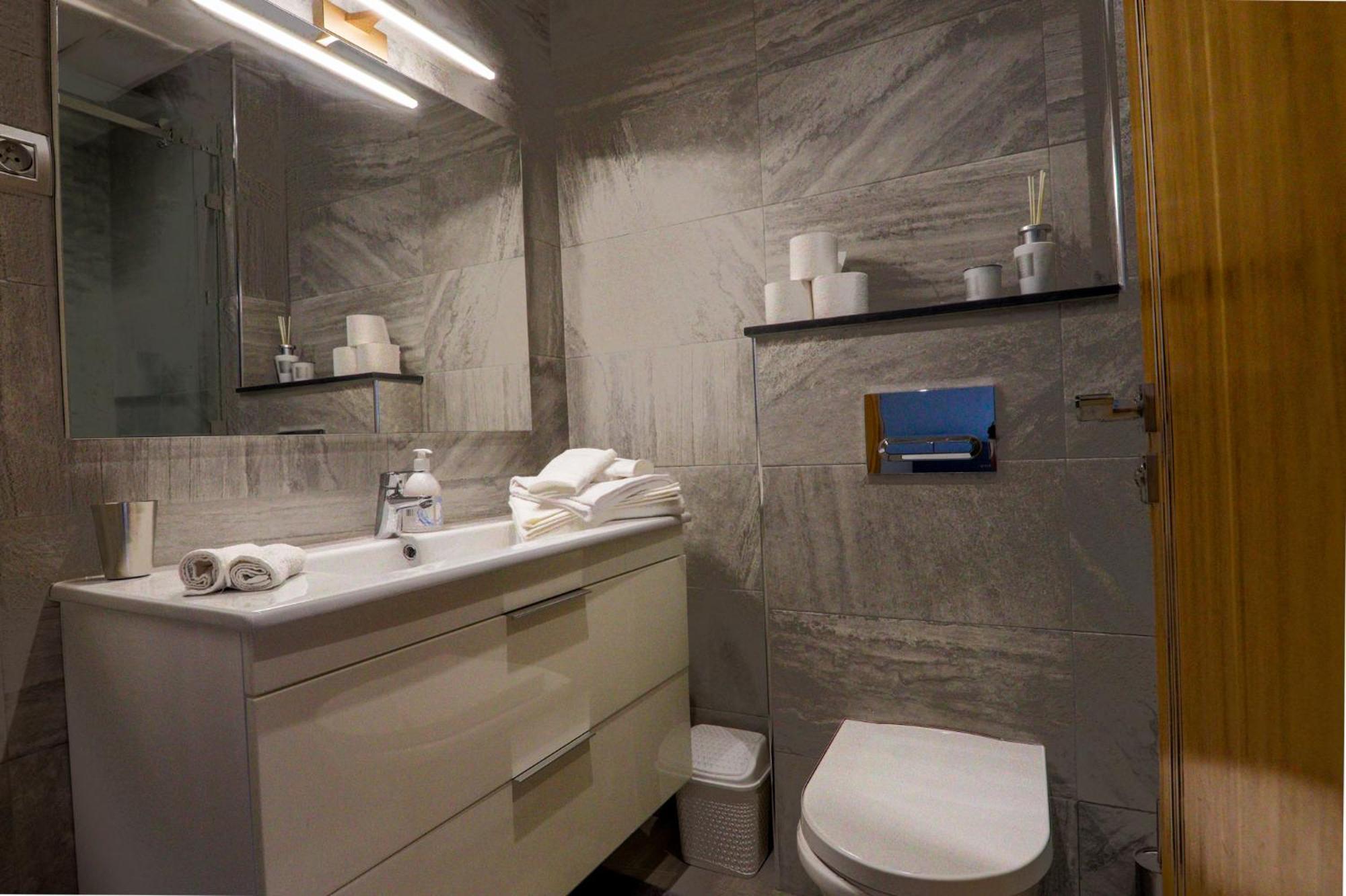 Dassine View - Luxe - - 5 Px Apartment