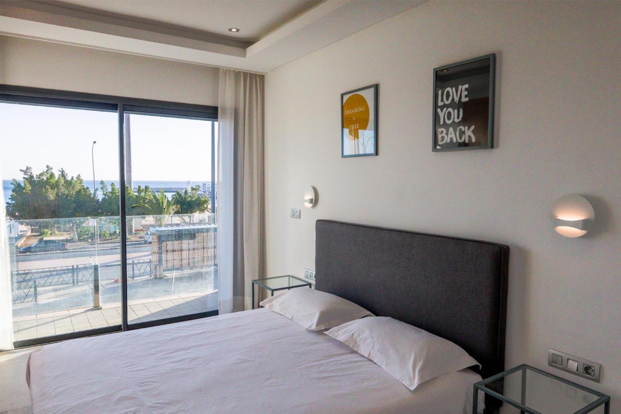 Dassine View - Luxe - - 5 Px Apartment *