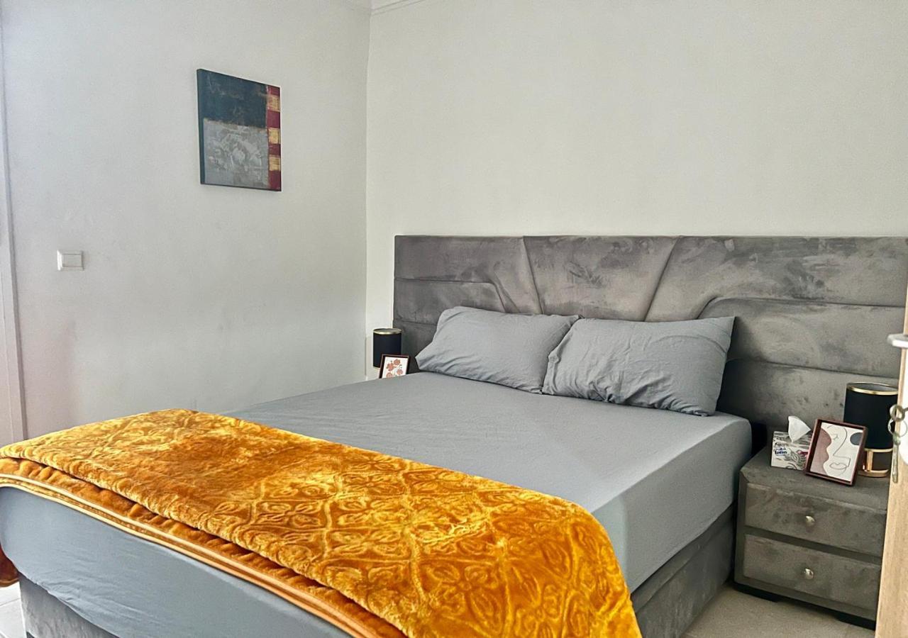 Bord De Mer: A 500m De La & Surf Apartment Agadir