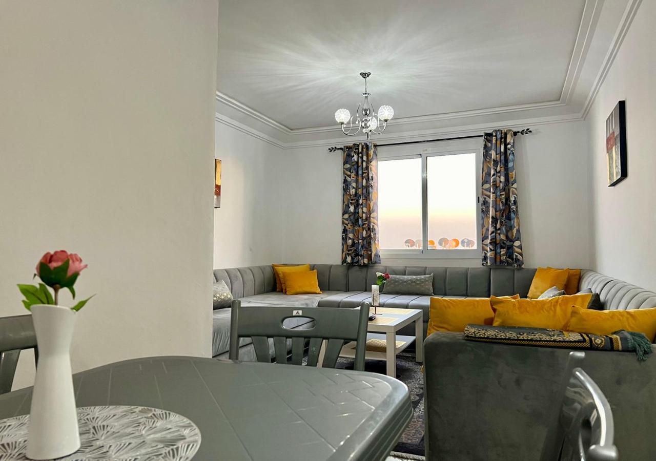 Apartment Bord De Mer: A 500m De La & Surf Agadir