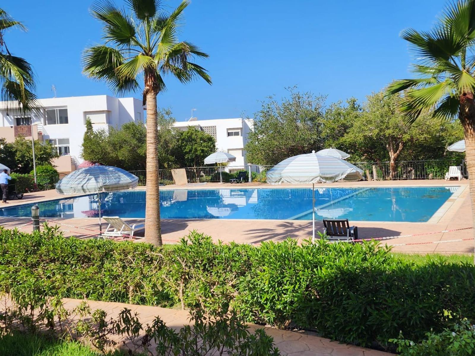 Standing Avec Piscine A Imiouaddar Apartment