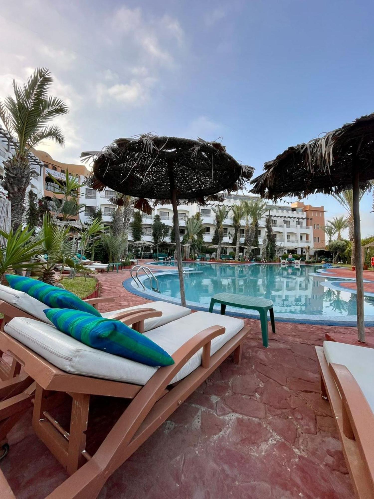 Borjs & Hotel