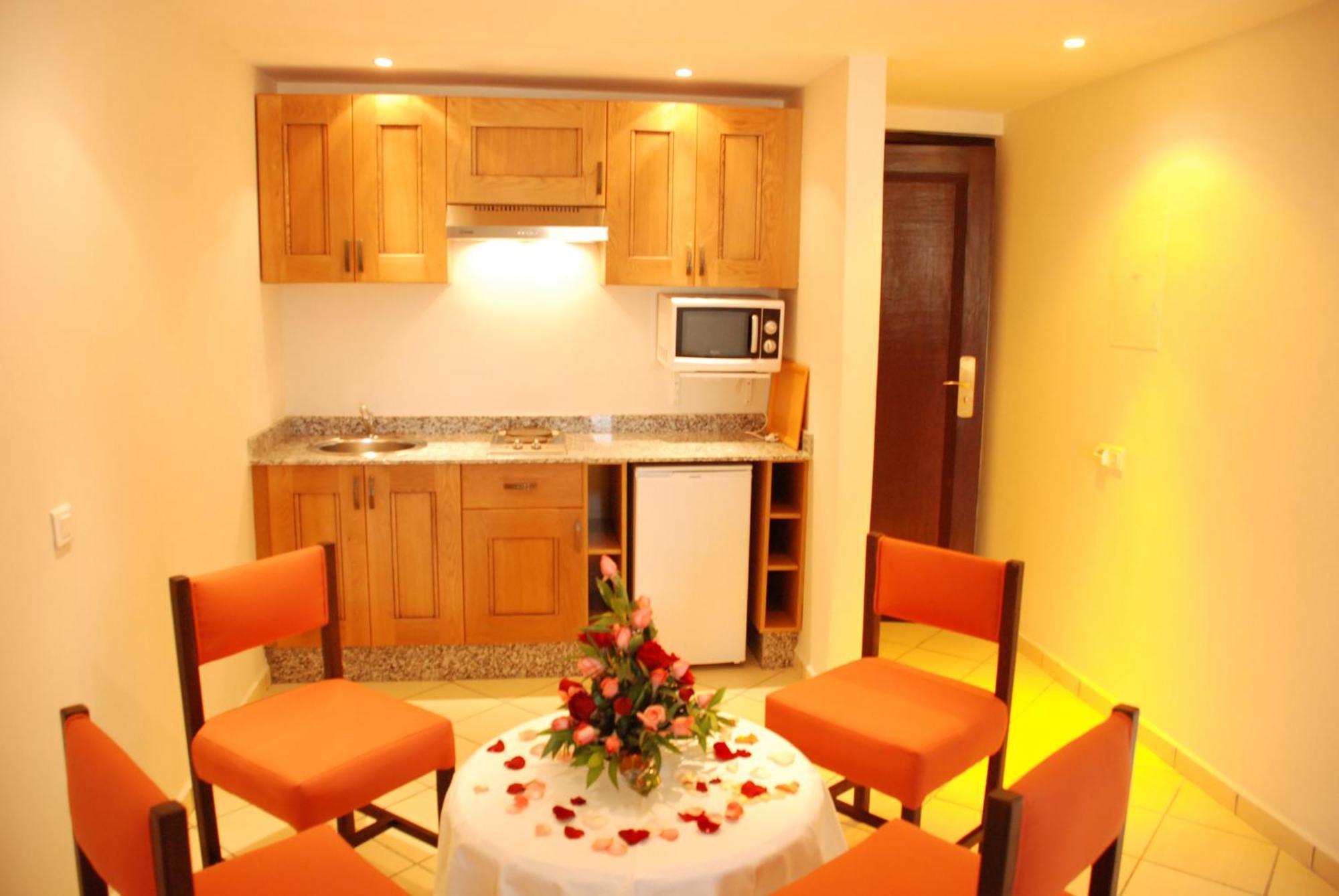 Hotel New Farah 3*