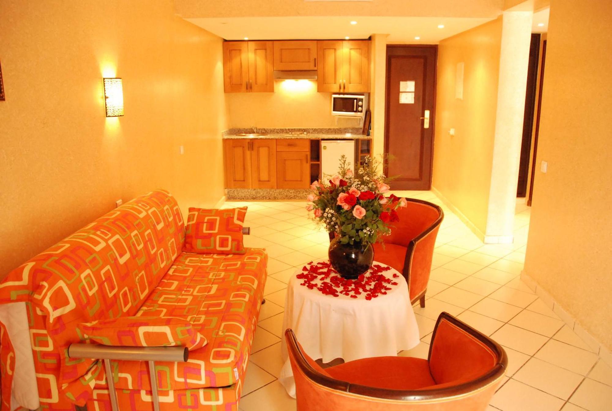 New Farah Hotel 3*