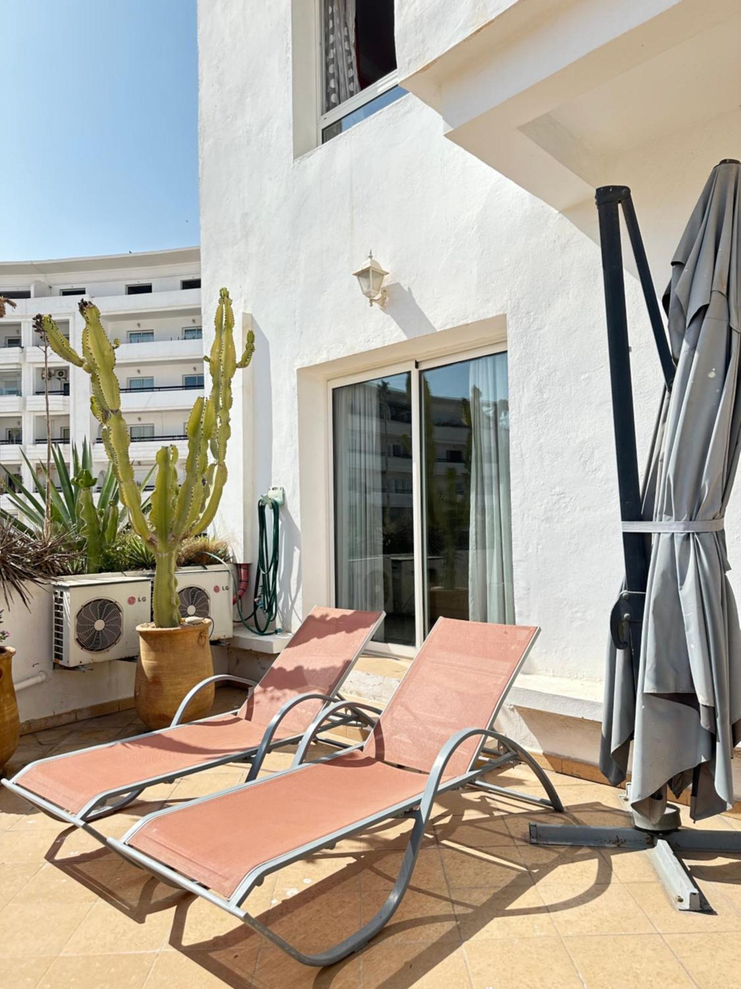 Fabulous In Marina Apartment *