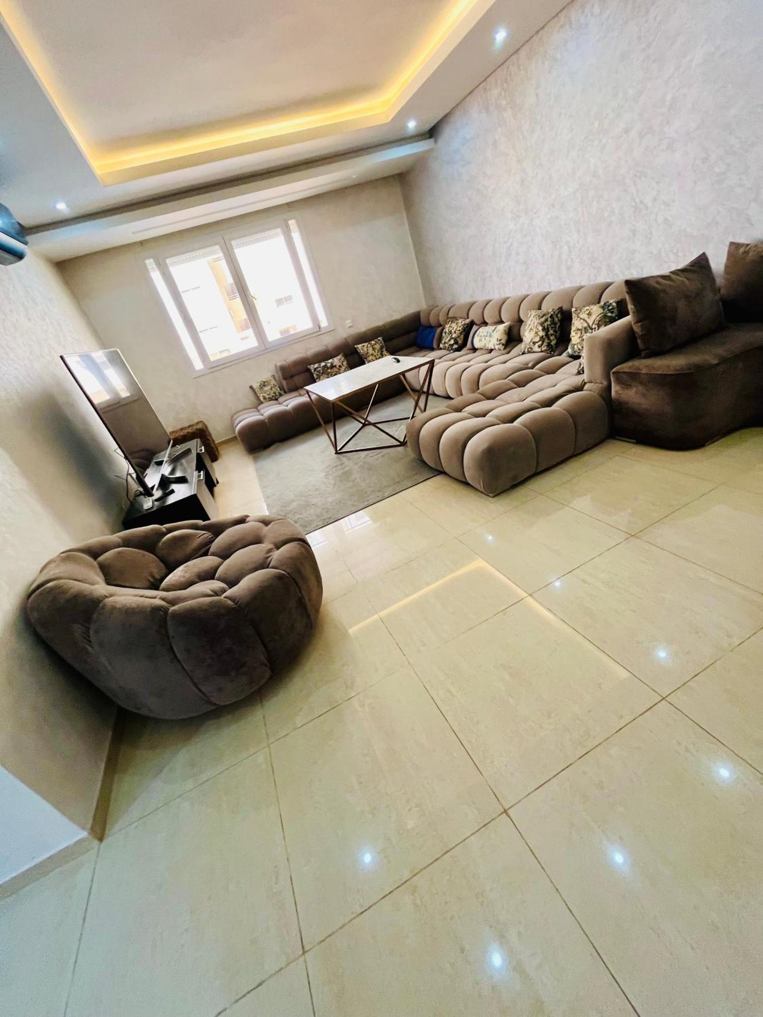 Islane Apartment *