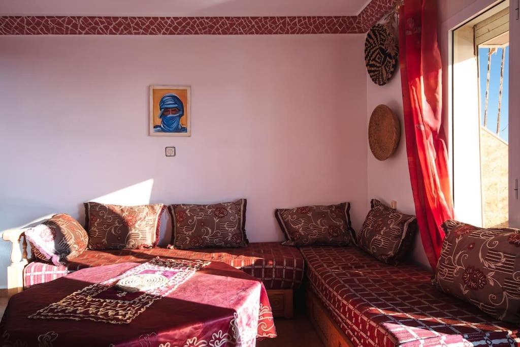Lovers' Dream - Live Right By The Sea Apartment