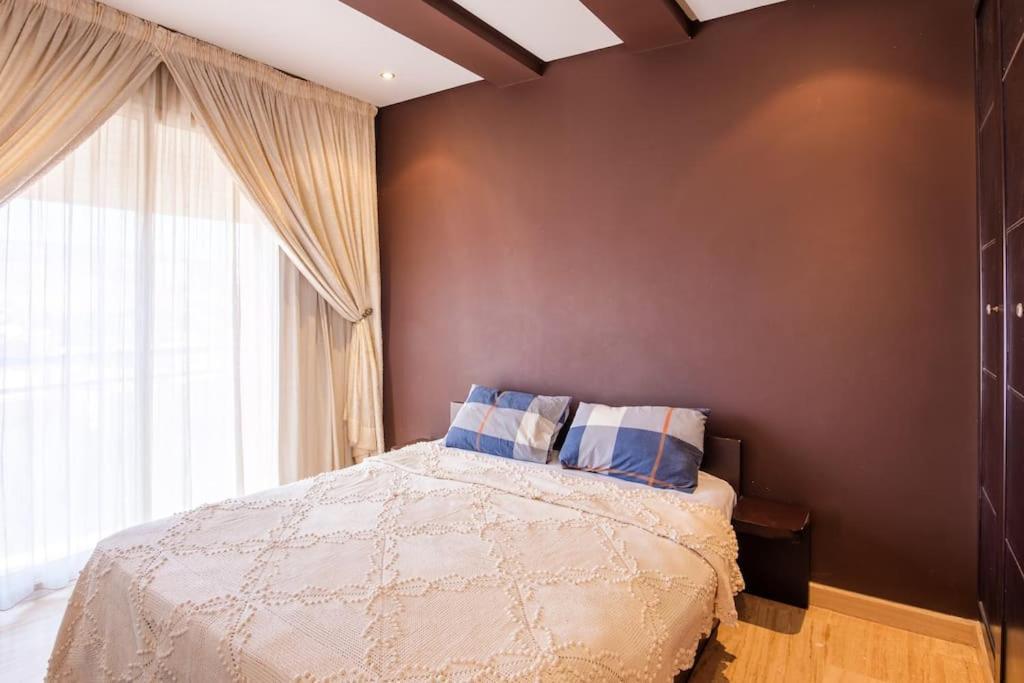 Amazing Beautiful & Luxurious In Touristic Area Apartment