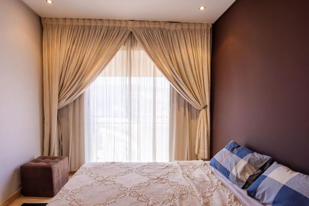 Amazing Beautiful & Luxurious In Touristic Area Apartment