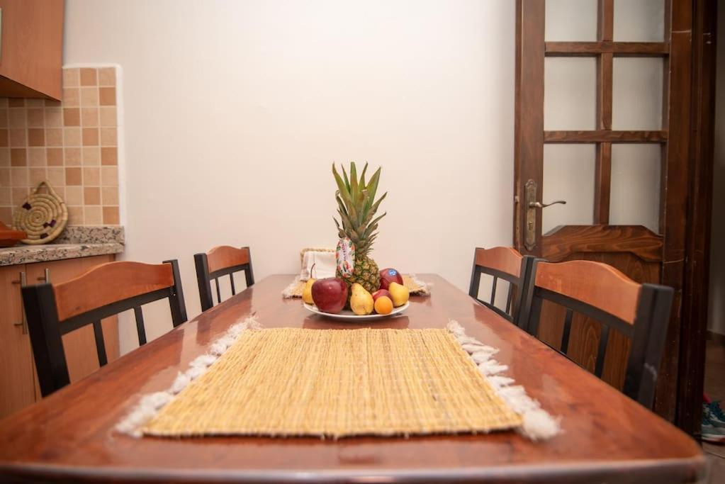 Apartment 2 Mins To & Attractions