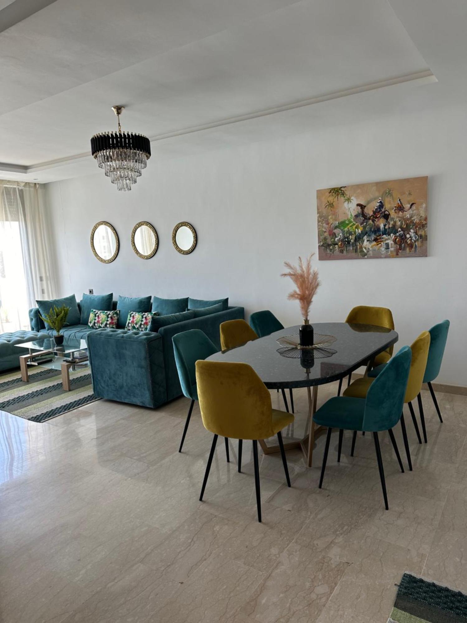 Apartment Bay 2
