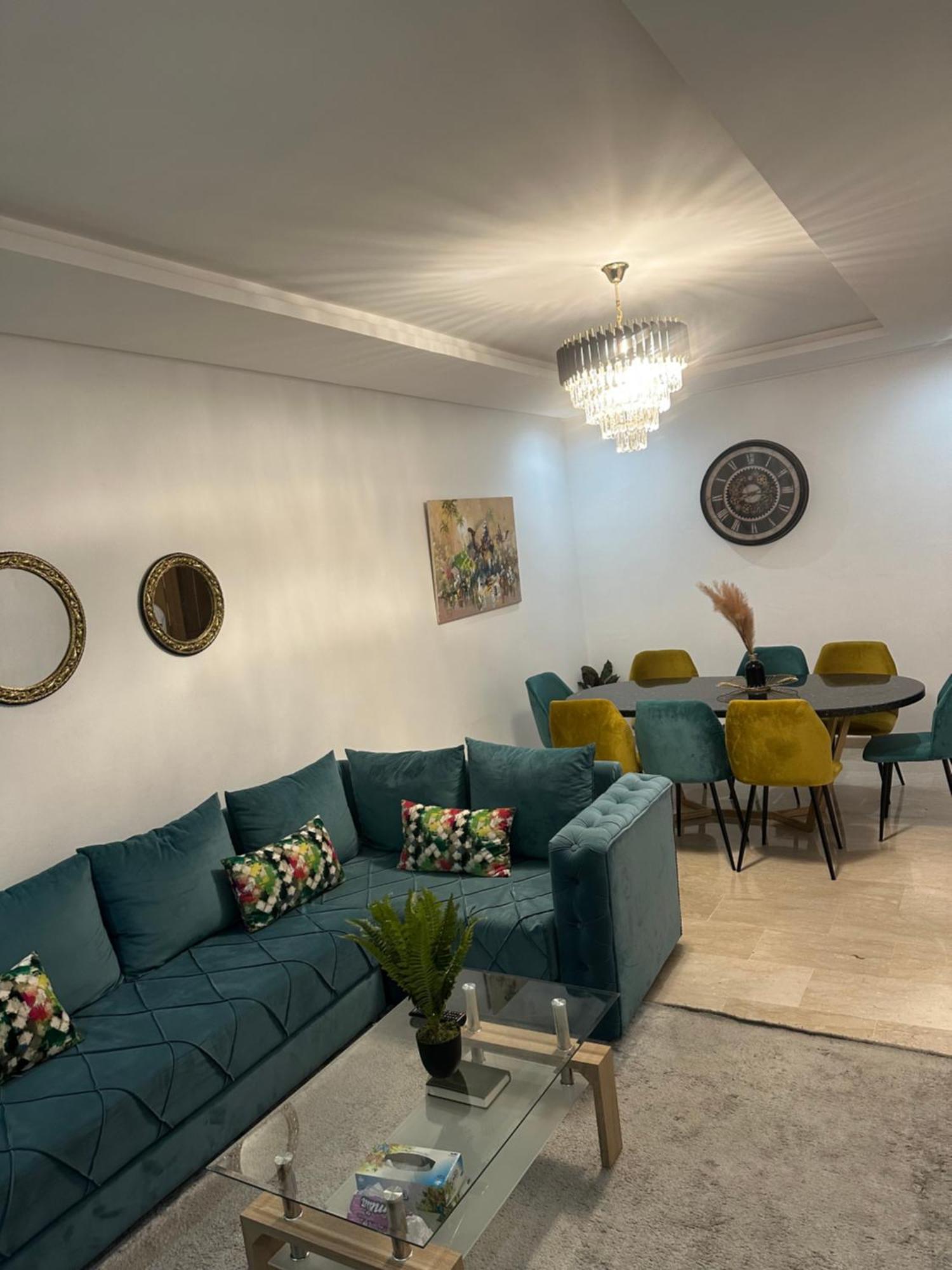 Apartment Bay 2 *