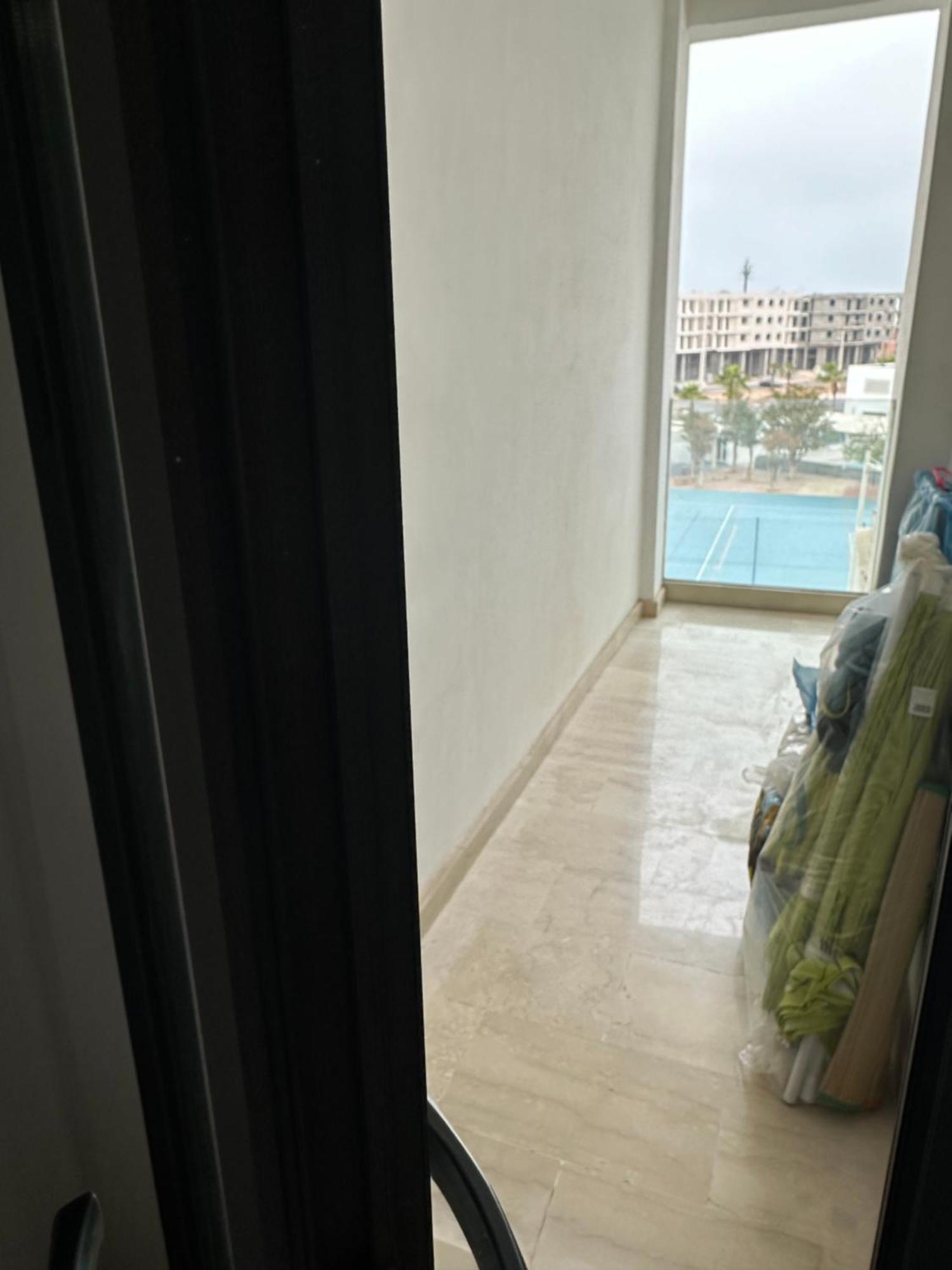 Bay 2 Apartment *