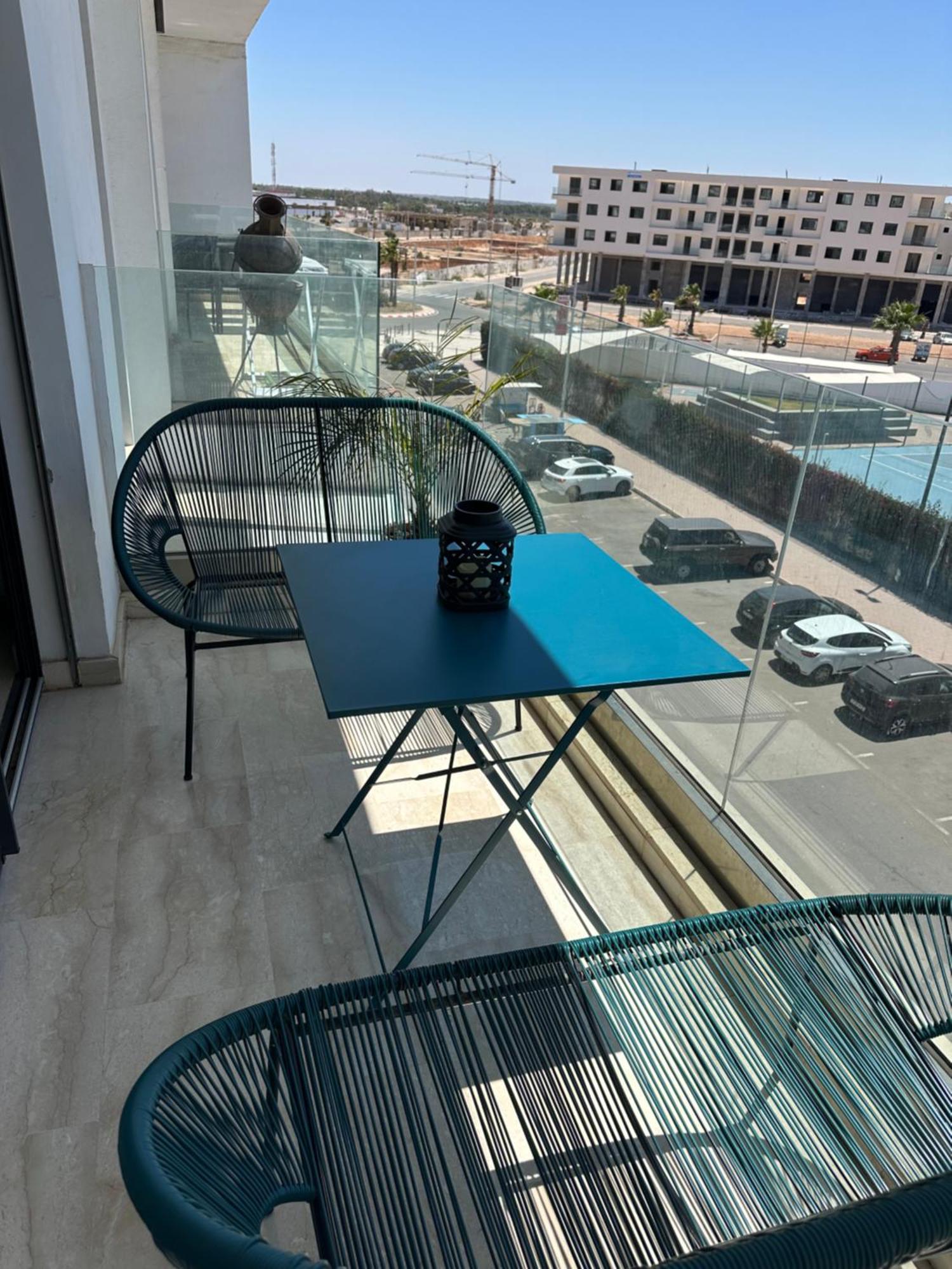 Bay 2 Apartment *
