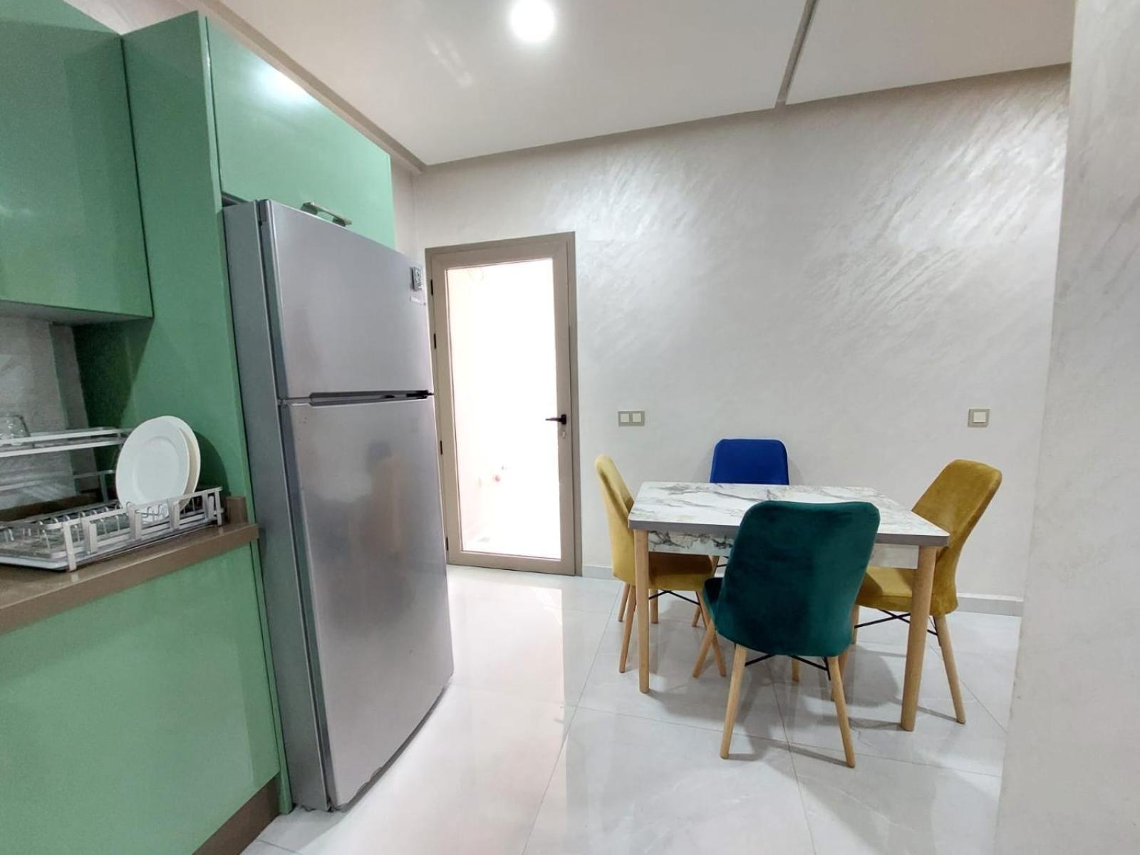 Family Modern Flat Near Mcdo & *