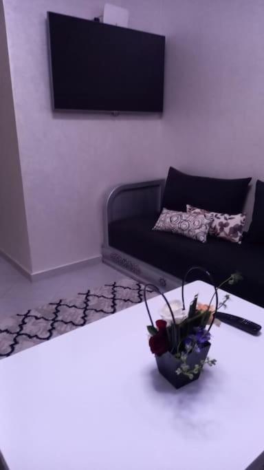 Apartment Super