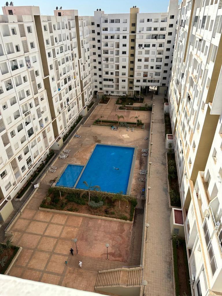 Apartment Modern Oasis Pool & Wifi *