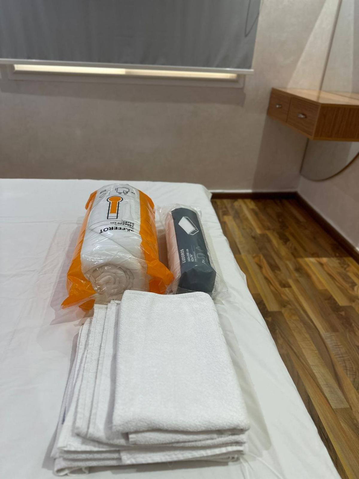 Your Ideal Pool Access Airport Service Self Check-in & Pristine Comfort *