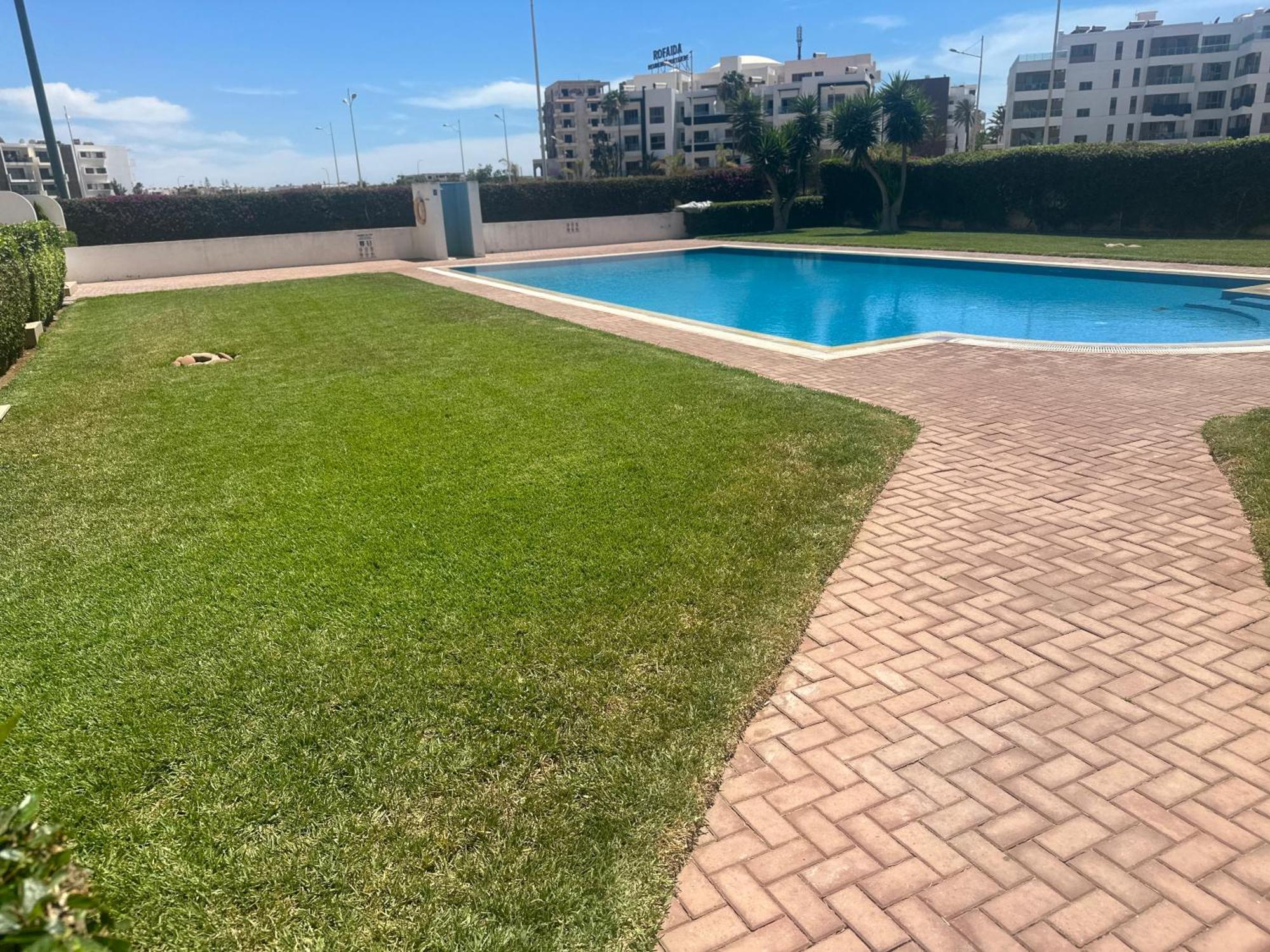 Prime Near With Pool, Amenities, Activities Deals Apartment *