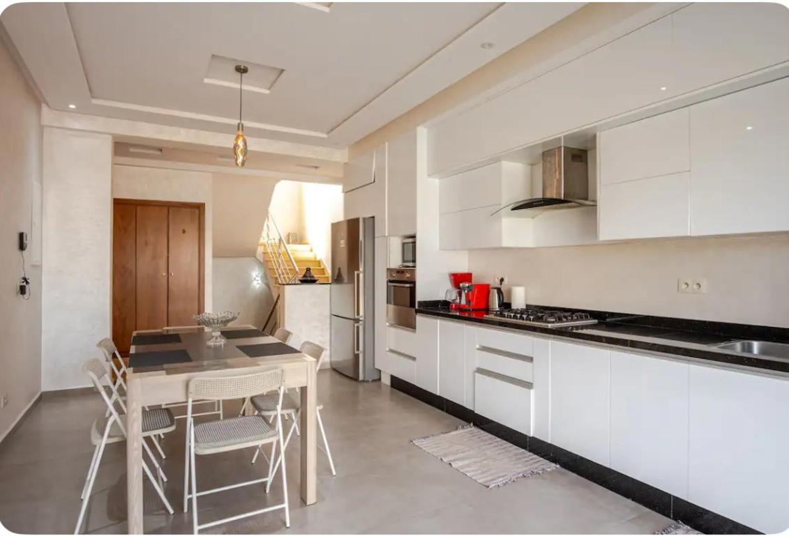 Villa De Luxe -