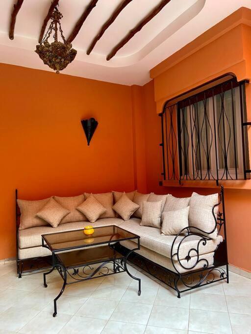 Seaside 2 Bedrooms Ground Floor - *