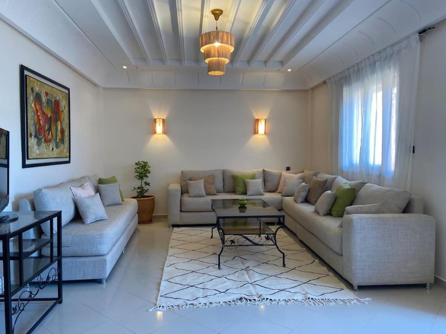 Seaside 2 Bedrooms Ground Floor - Holiday home