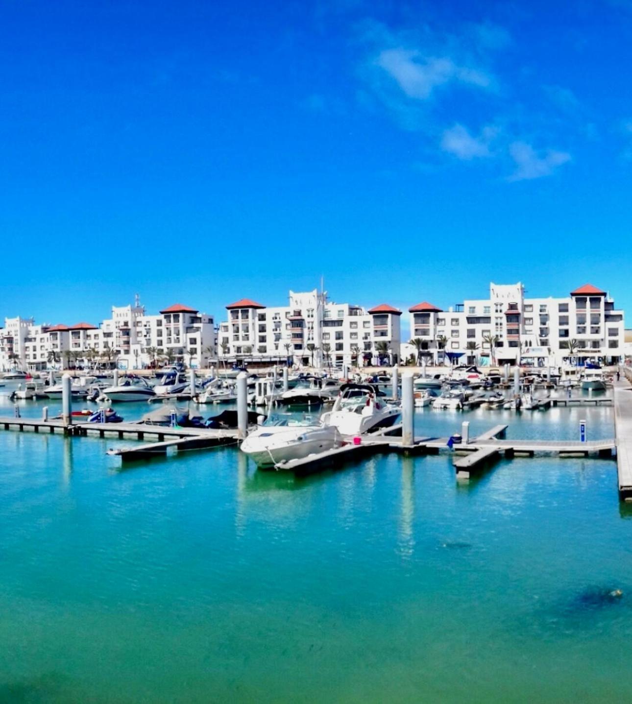 Apartment Unforgettable Views Of Marina