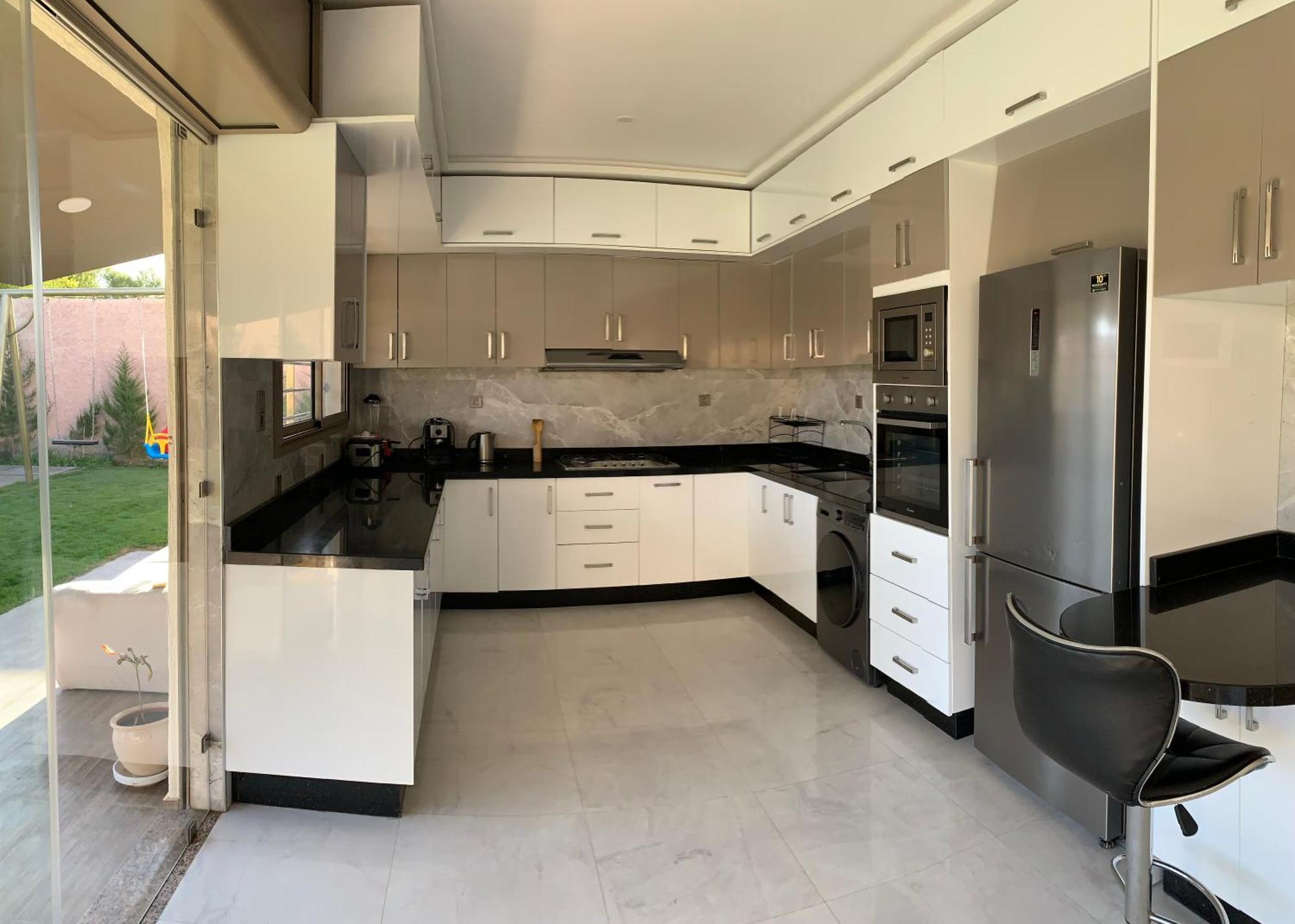 Villa Familiale Avec Piscine A Golf *