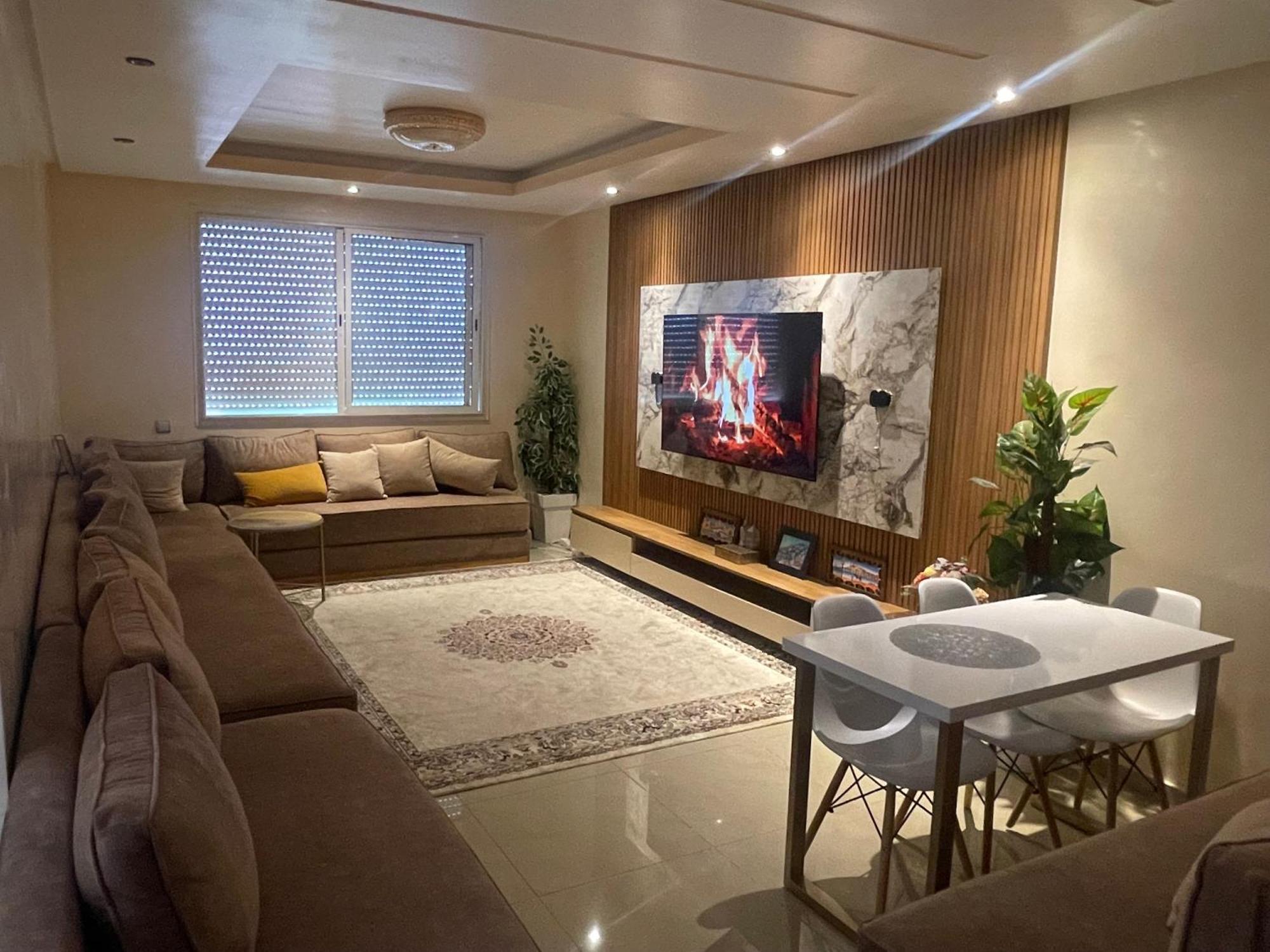 Islane Apartment *