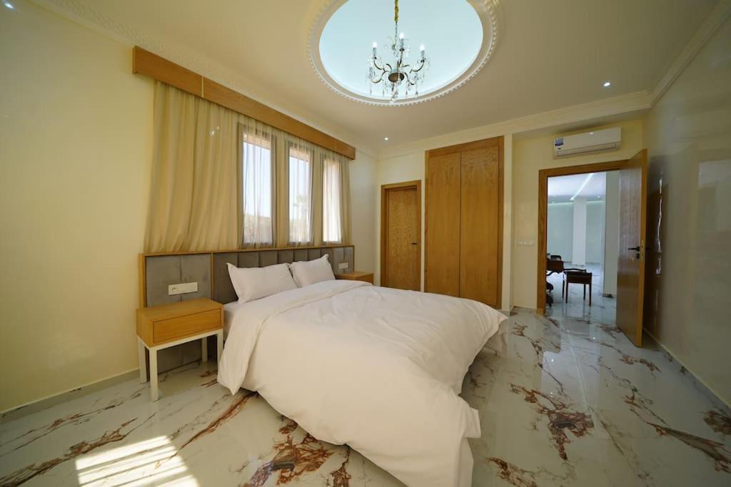 Superbe Eco Avec Piscine Villa *