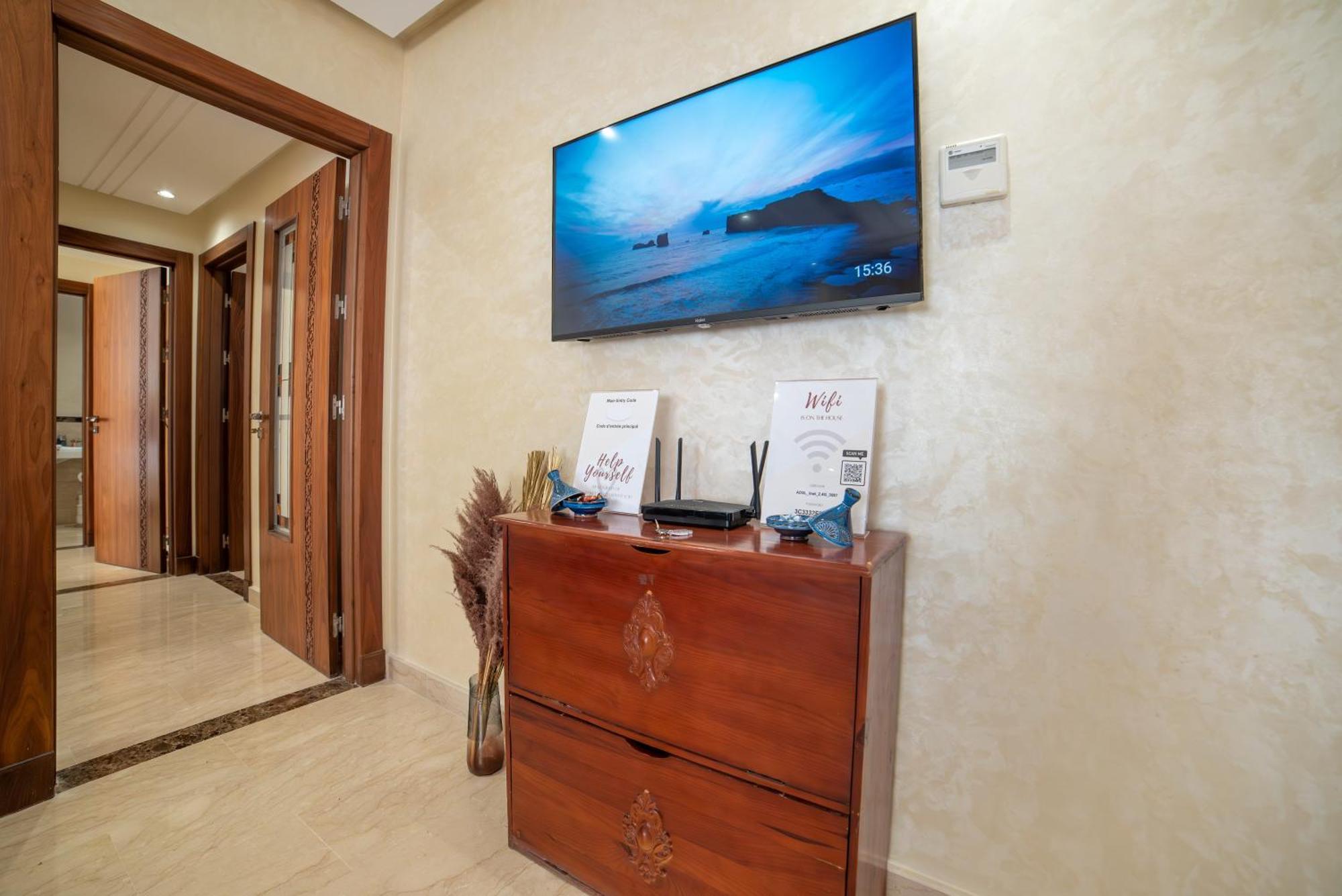 Luxury Seafront 101sqm With Wi-fi And Parking Apartment Agadir