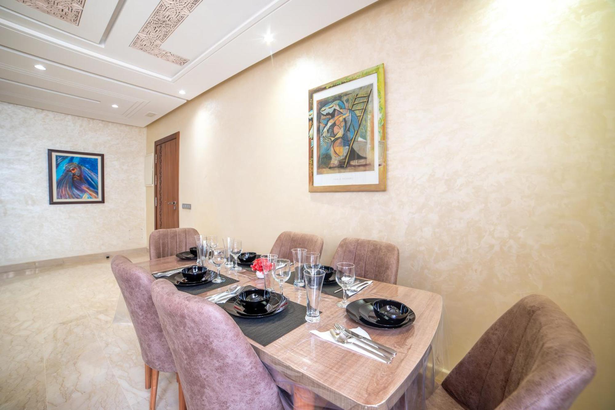 Apartment Luxury Seafront 101sqm With Wi-fi And Parking Agadir