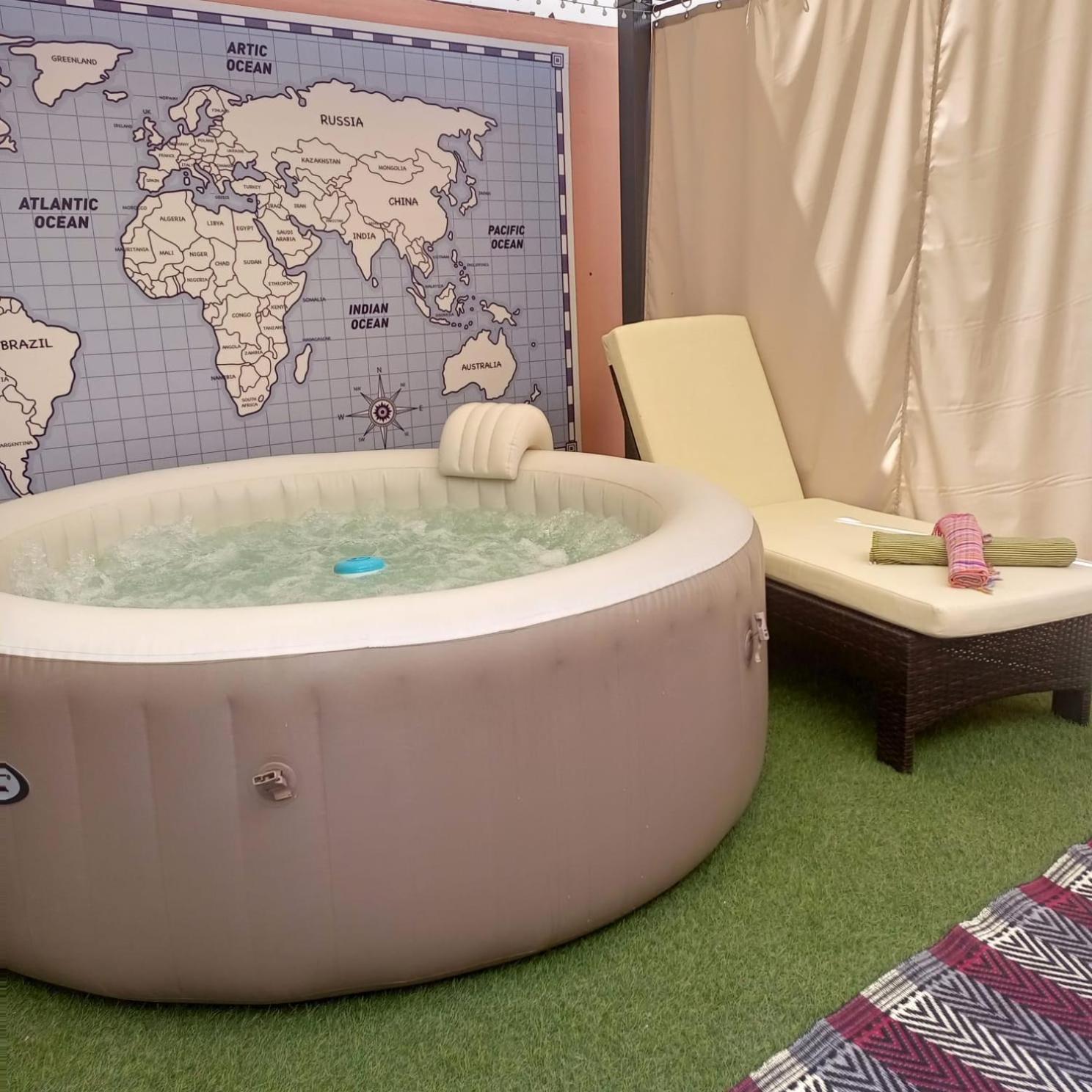 Coin Du Ciel- Jacuzzi Et Culture