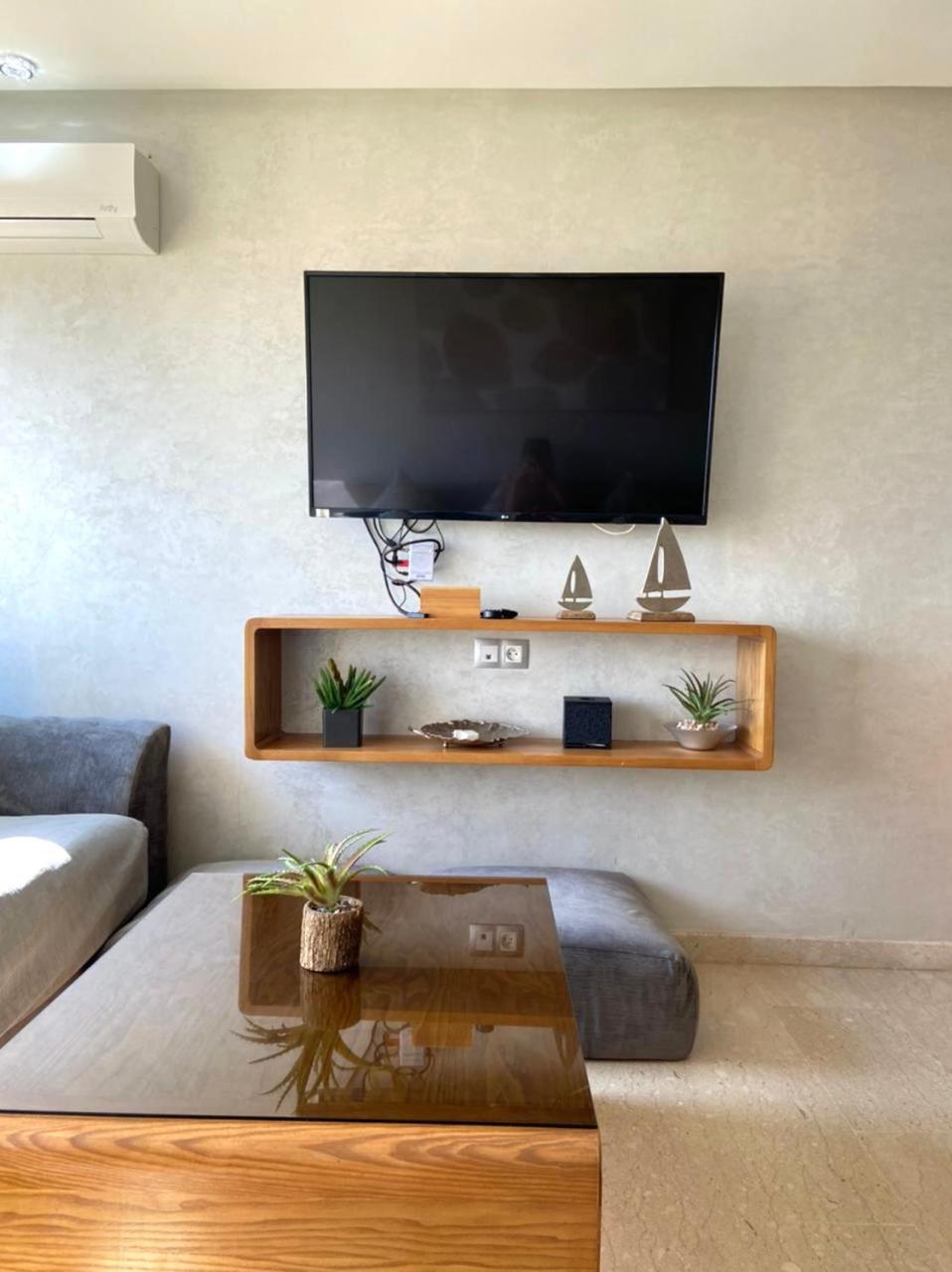 Apartment Imi Plage, Luxurious With Ocean View, Agadir