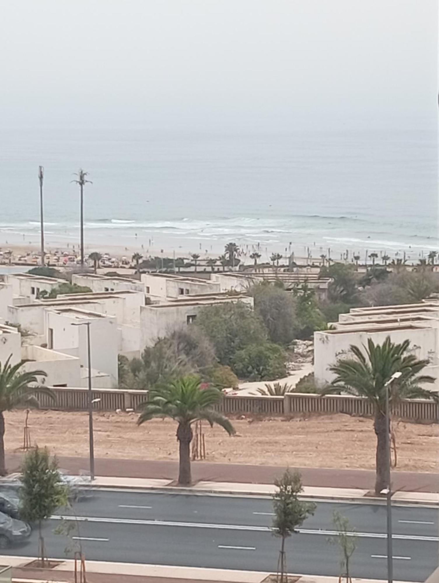 Surfing Agadir