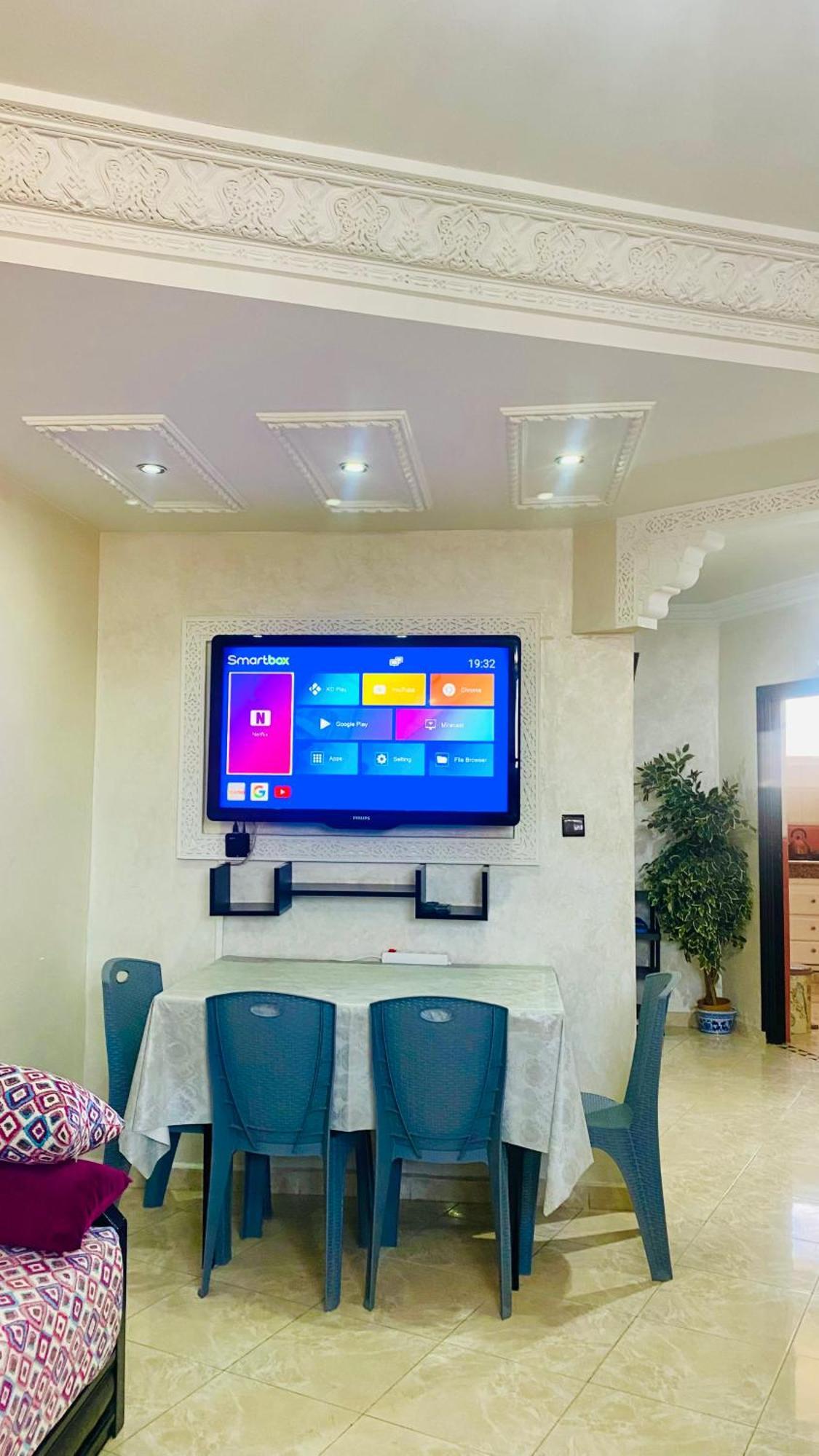 Charment Au Centre Ville, Internet Fibre, Canal Plus, Chaines Internationales * Agadir