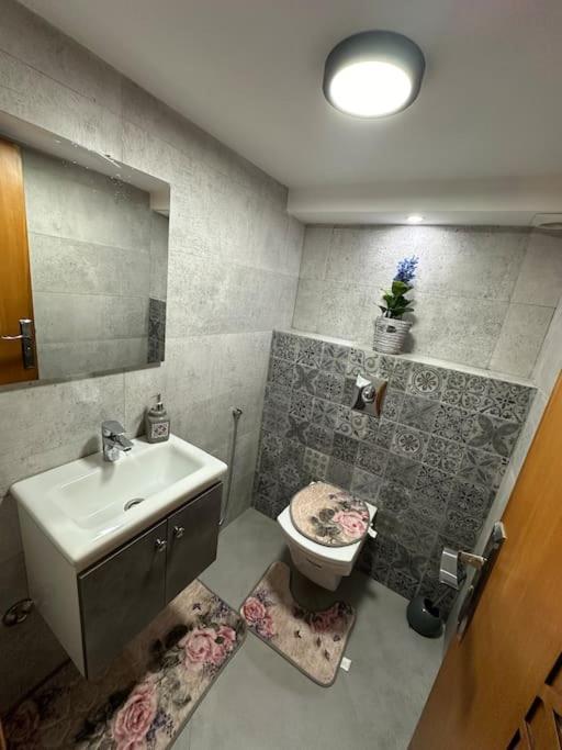 Meuble Et Ensoleille Au 1er Etage Agadir