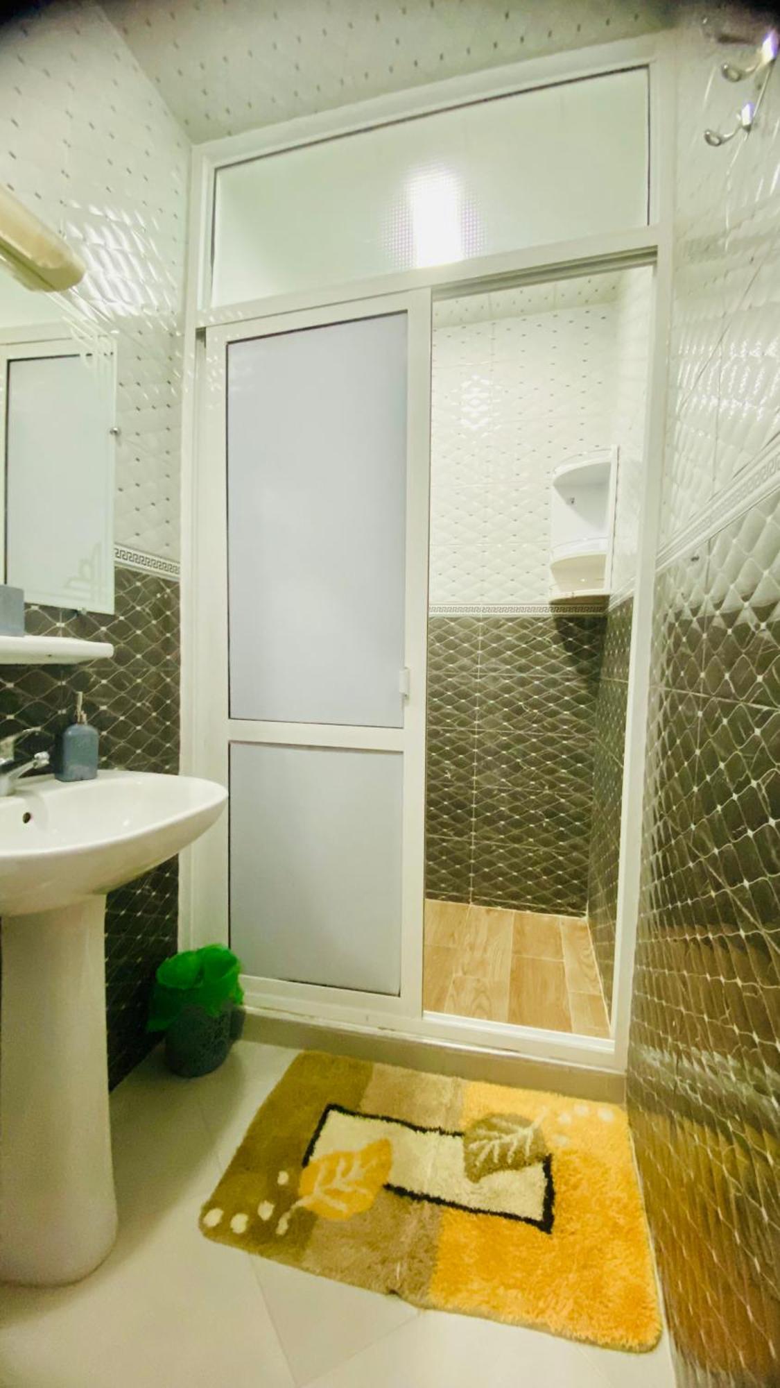 Apartment Charment Au Centre Ville, Internet Fibre, Canal Plus, Chaines Internationales