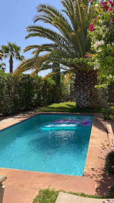 Luxueuse Proche Et Taroudant Pour 6 Pers Piscine Privee Sans Vis A Vis Villa *