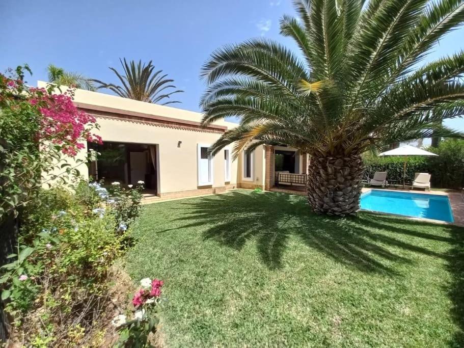 Luxueuse Proche Et Taroudant Pour 6 Pers Piscine Privee Sans Vis A Vis Villa *