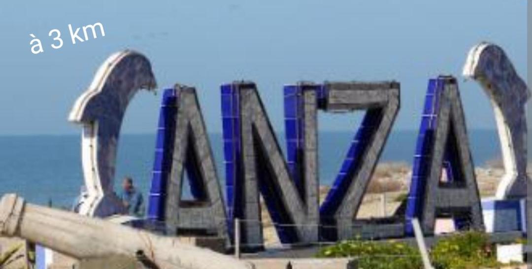 Un De Luxe, De Litterature Sur Agadir