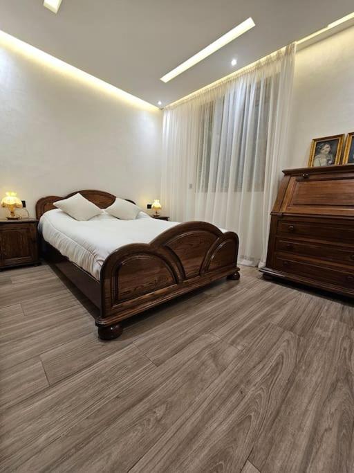 Luxurious 2 Bedroom Rustic