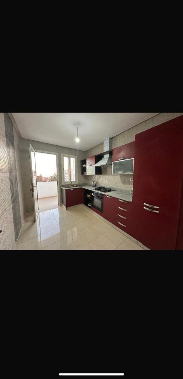Proche De La Marina *