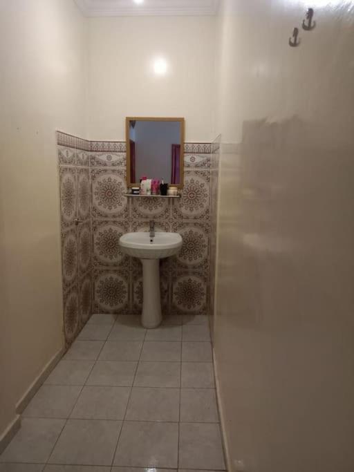 Grand Proche De La Apartment