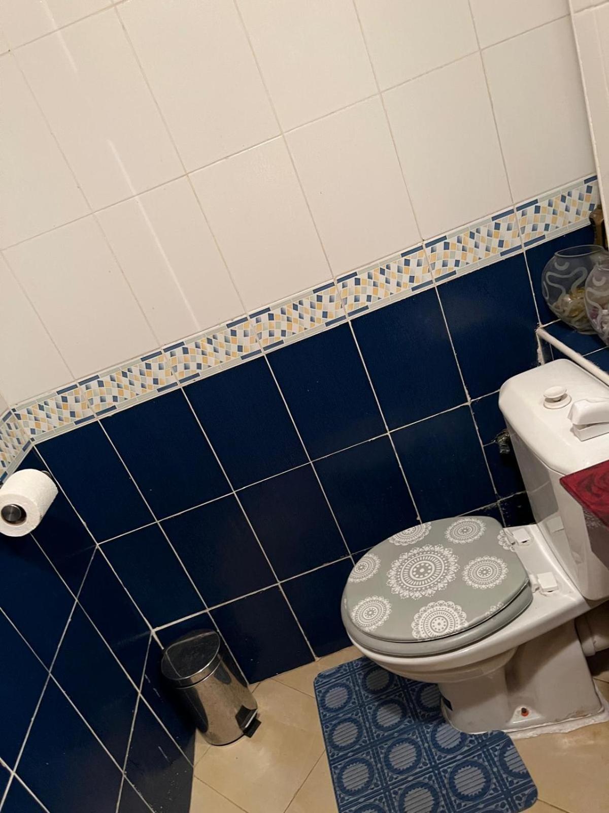 Bel Meuble Et Propre Pres Du Centre *